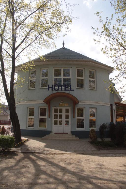 Strand Hotel Bogács Exterior photo